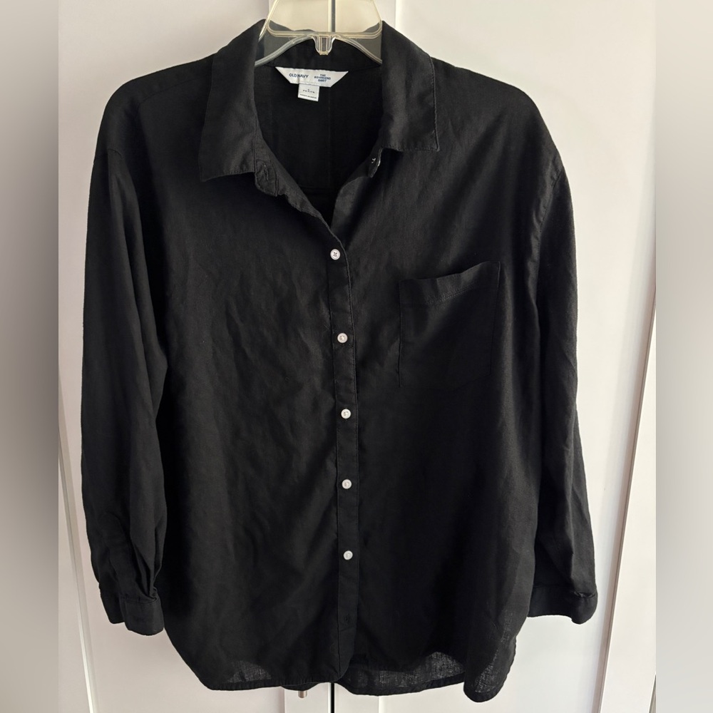 Old Navy Black Button Down - The Boyfriend Shirt size L Petite